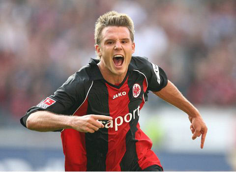 打法中略显 打法中略显