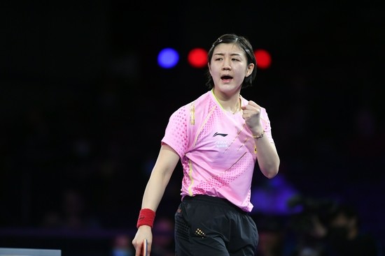 泳池派对